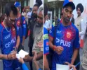  PBKS Coach Ponting Directs Chahal, Shashank Singh to Sign Autograph For Young Fan