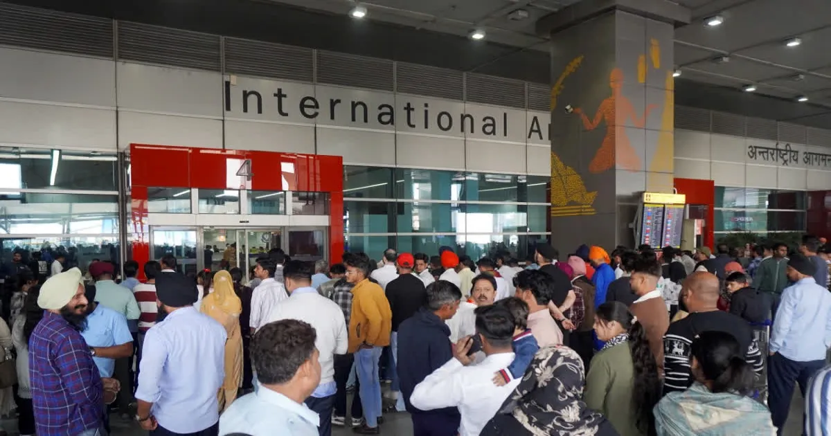 British National Escapes Delhi Airport Amid Deportation, Triggers Massive Manhunt