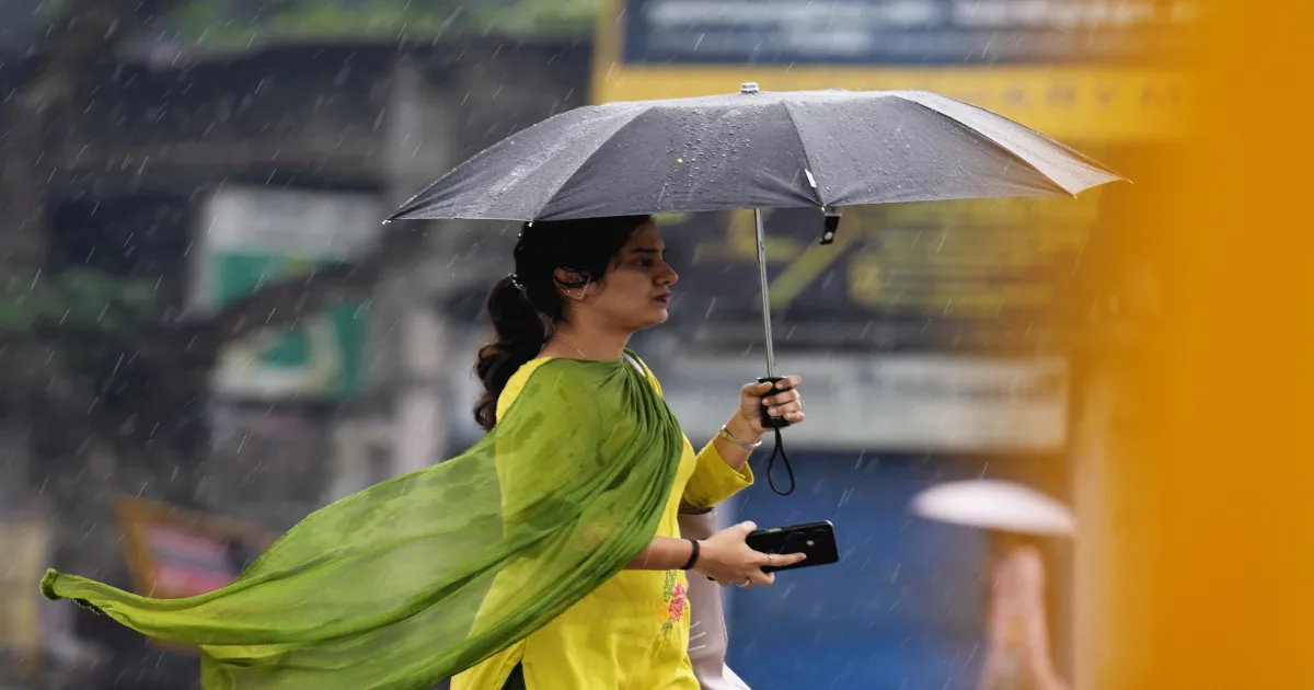 Mild Rain And Cooling Temperatures Offer Relief To Tamil Nadu Residents