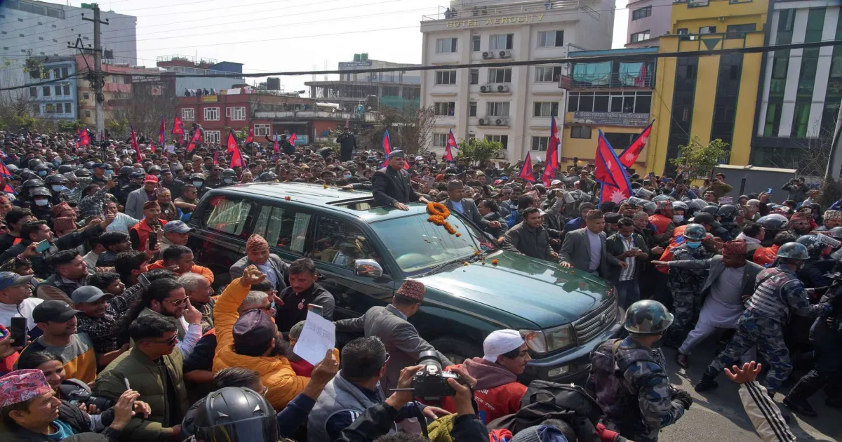 #JUSTIN: Thousands Rally for Nepal's Former King at Airport