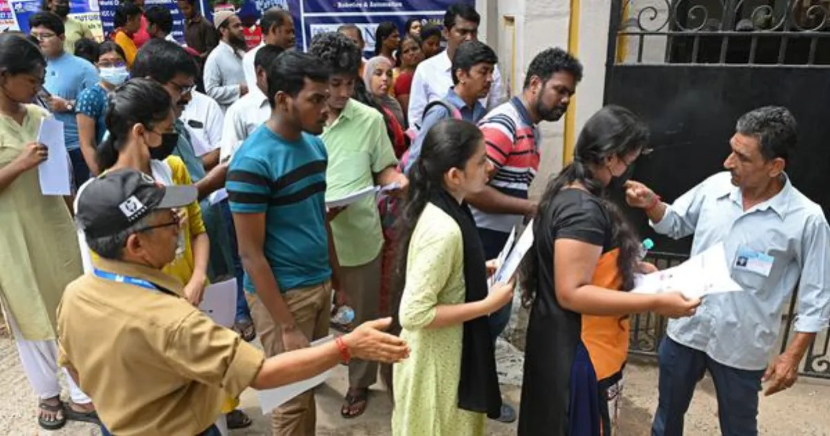 West Bengal Launches Recruitment for 8,477 Non-Teaching School Posts