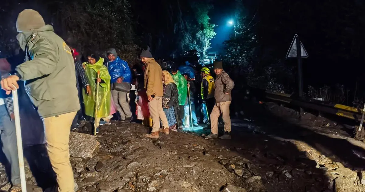 Landslide In Rudraprayag Blocks Kedarnath Route, Over 10,000 Pilgrims Evacuated