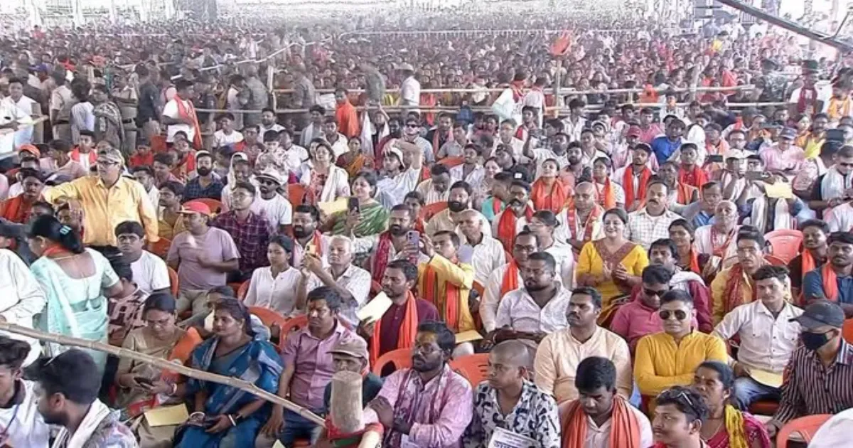 PM Modi Addresses Large Rally In Purulia, Praises High Public Participation