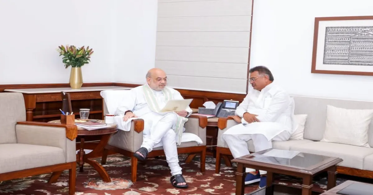 BJP MP Meets Amit Shah Over Jharkhand Students’ Exams Row, Seeks CBI Probe