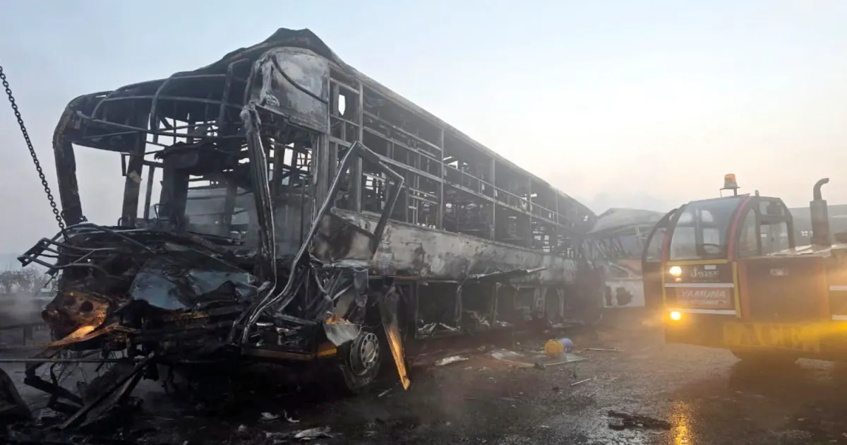 Death Toll Increases to 13 in Yamuna Expressway Multi-Vehicle Fire Accident