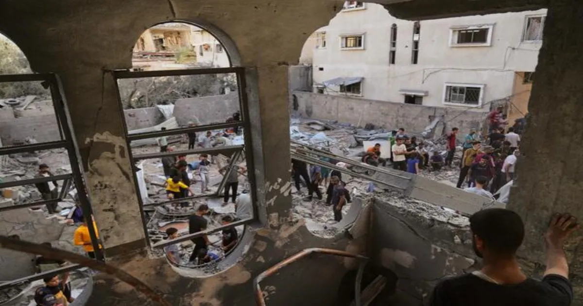 17 Dead in Gaza as World Demands Ceasefire Amid Escalating Crisis
