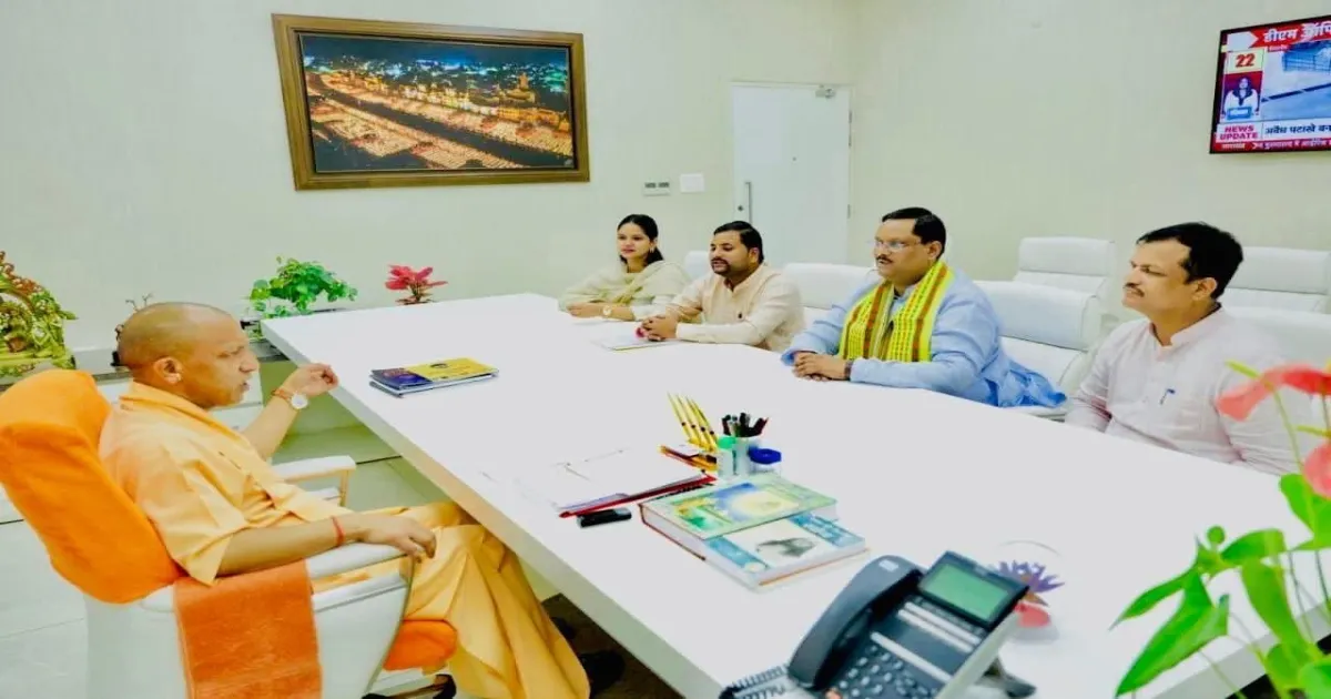 ABVP Delegation Meets CM Yogi After Barabanki Lathicharge, Demands Justice