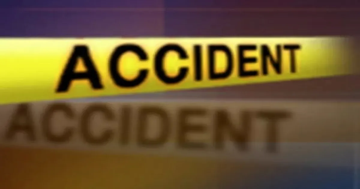 Massive Oil Tanker Smashes into Truck on Thane’s Ghodbunder Road – Shocking Details Revealed!