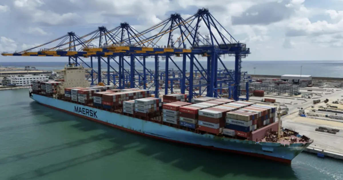 Indo - Sri Lanka Gateway Open! Adani's Colombo Port Begins Operations 