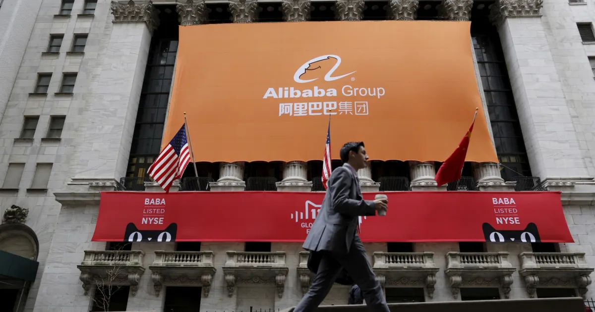 Meet Qwen - Alibaba's DeepSeek Competitor!! Stock Price Surges on Announcement