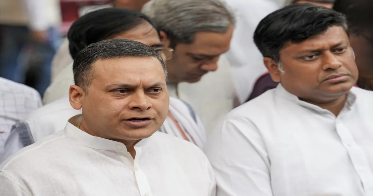 bjps-amit-malviya-says-west-bengal-increasingly-resembl