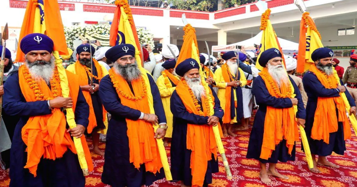 telangana-sikhs-to-honour-350th-martyrdom-of-guru-tegh