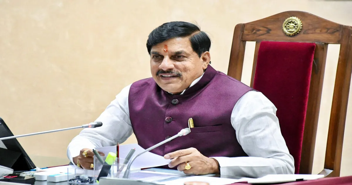 MP CM Highlights Cheap Power, Subsidy Payments To Attract Textile Investors
