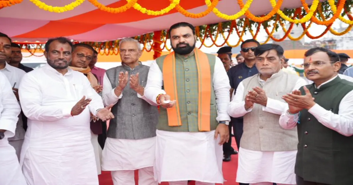CM Samrat Choudhary Inaugurates Mithapur-Karbighiya, Mithapur-Mahuli Flyovers in Patna