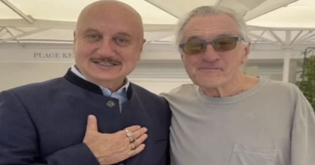 The Greatest Actor of All Times! Anupam Kher Heaps Praise on De Niro