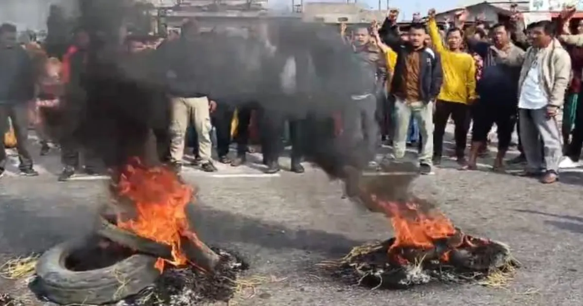 #BreakingNews: 1 Dead in Assam Kokrajhar Road Accident Violence – Internet Shut, Forces Deployed