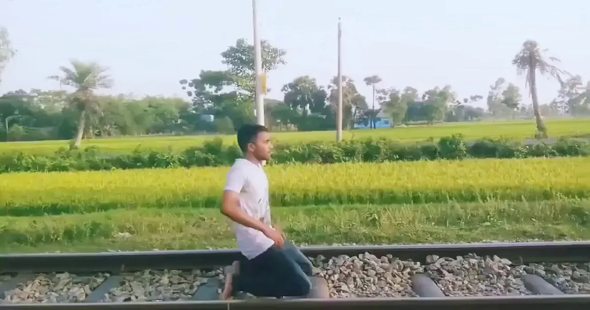 Hyderabad Cop Warns Against Lying Under Train for Viral Reel