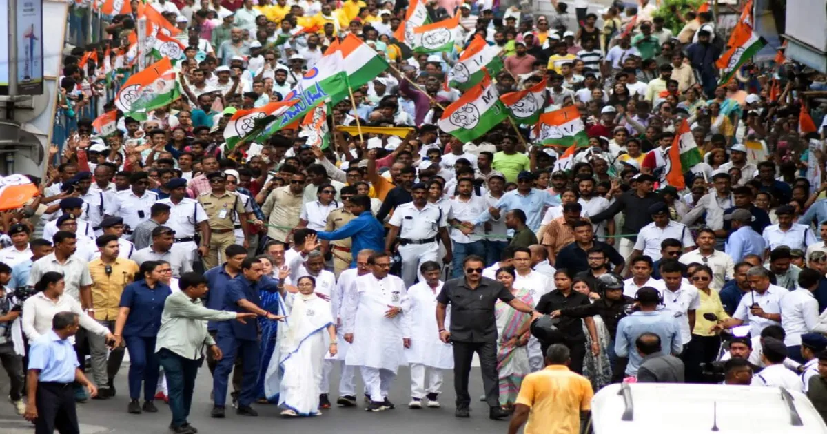 West Bengal Exit Poll 2026 Predicts BJP 30–33 Seats In North Bengal 