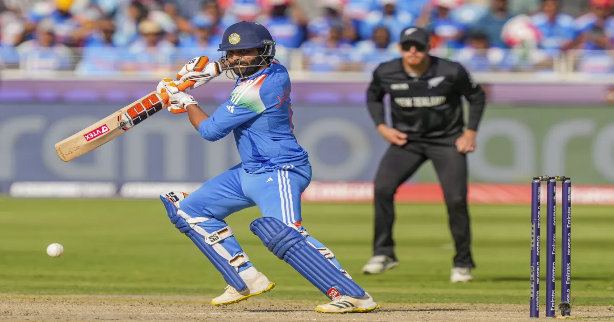 LIGHTS ON.. IS IT ENOUGH? India Sets New Zealand a 250-Run Target in Champions Trophy Clash