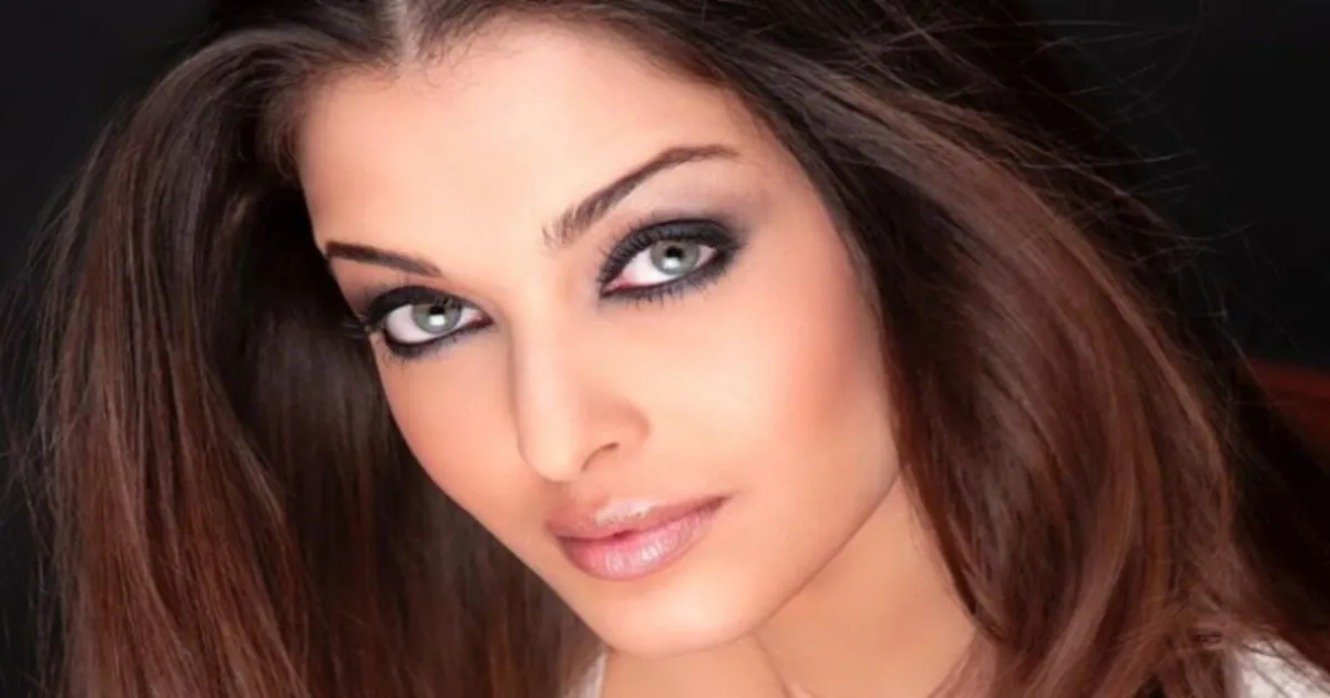 aishwarya-rais-2-step-glow-secret-at-52-no-fuss-just-hy