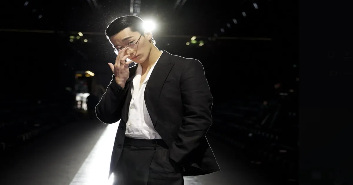 A CHORUS OF SCREAMS!! K-Pop Star Choi San Steals Milan Fashion Week