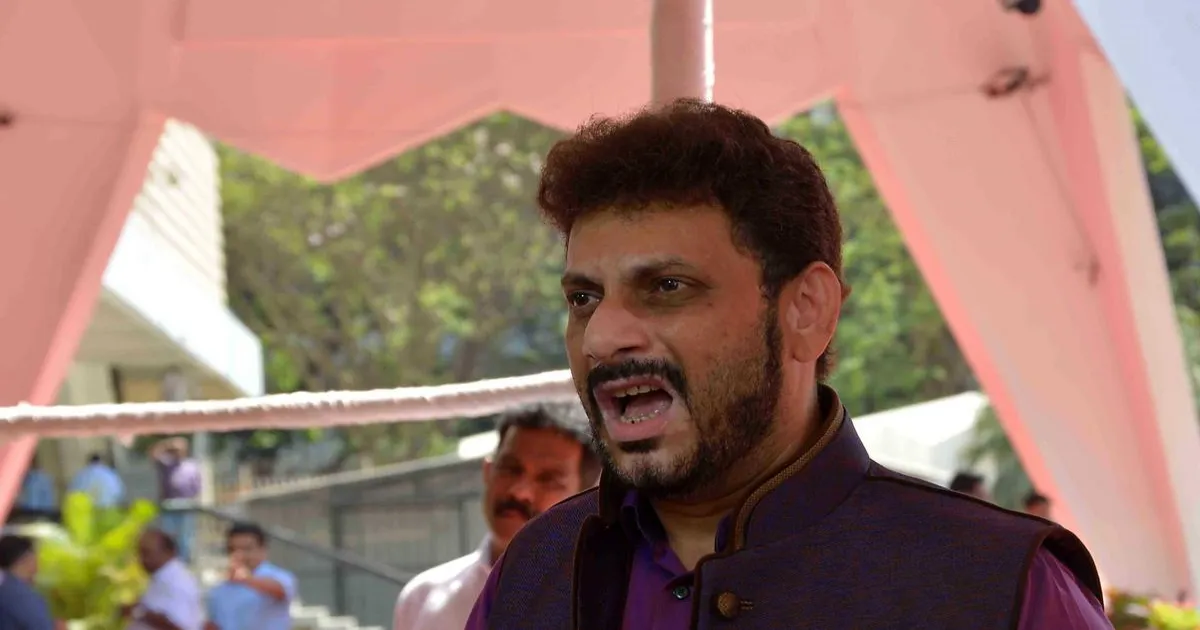 “We Offered to Join Hands, They Refused”: AIMIM’s Waris Pathan Takes Aim at RJD After Bihar Poll Rout