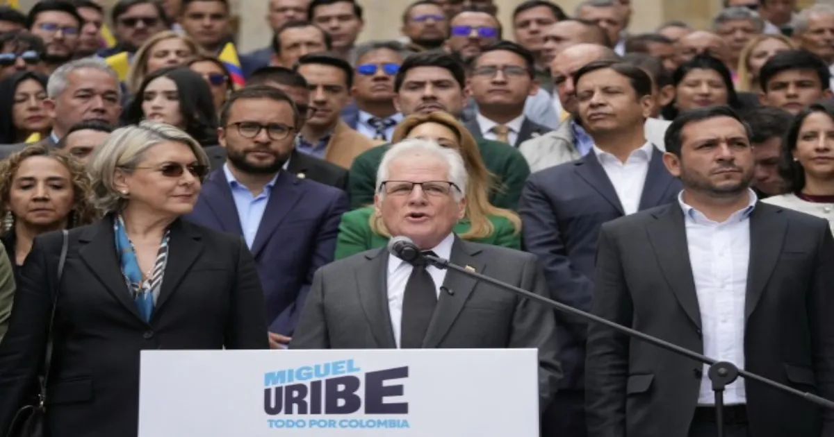 Father of Slain Candidate Runs for Colombia Presidency
