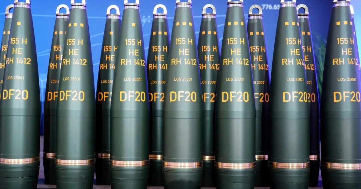 Global Arms Sales Soar to $679 Billion Record as India's Defense Industry Grows 8.2%