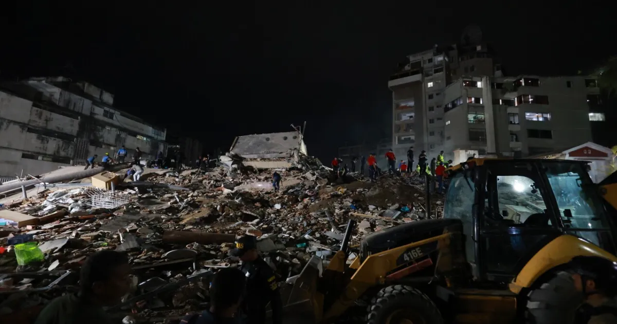 Powerful Earthquakes In Venezuela Leave 164 Dead And 971 Injured