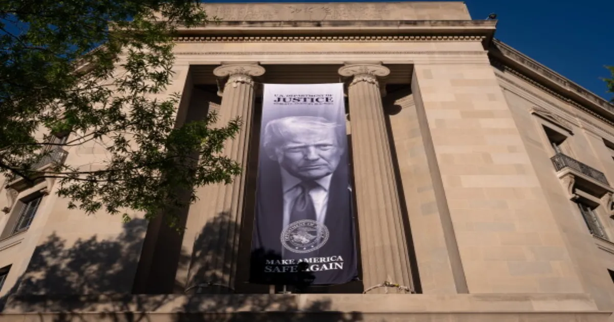U.S. Reflects on 250 Years Since Monarchy Break as Trump Presidency Draws Scrutiny
