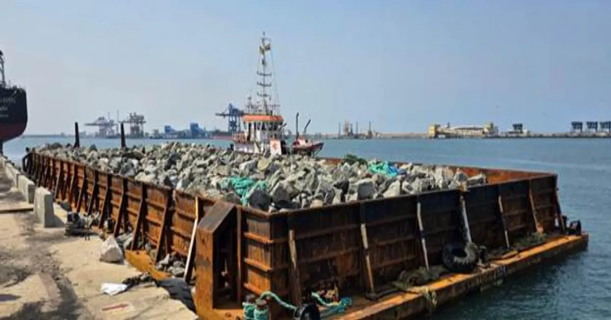 three-held-and-rs-33-cr-worth-hashish-oil-seized-in-a-m