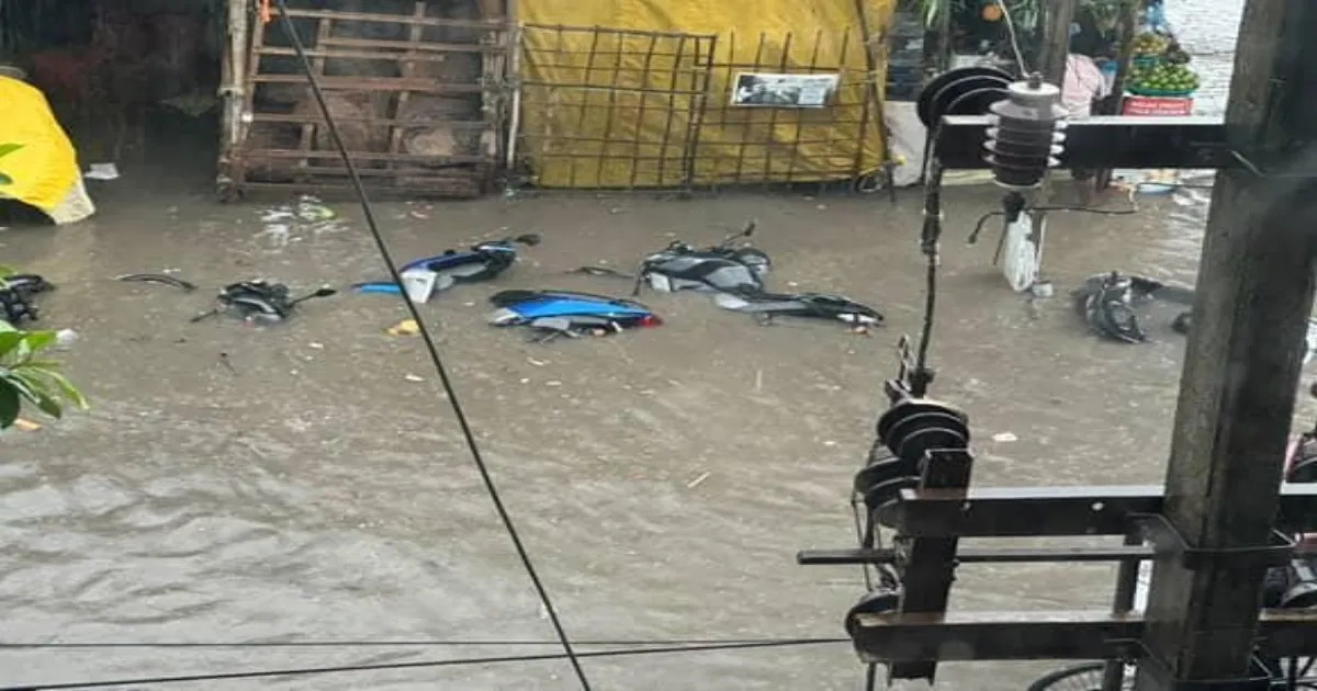 guwahati-flooded-after-heavy-rains-thousands-stranded