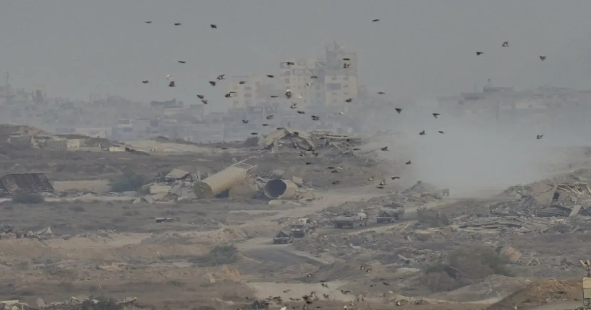 Israeli Airstrikes Kill 34 in Gaza as UN Vote Nears