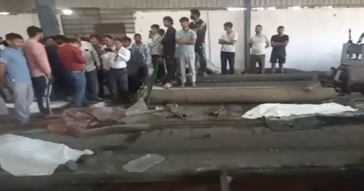 breaking-ghaziabad-blast-horror-three-dead-as-paper-mil