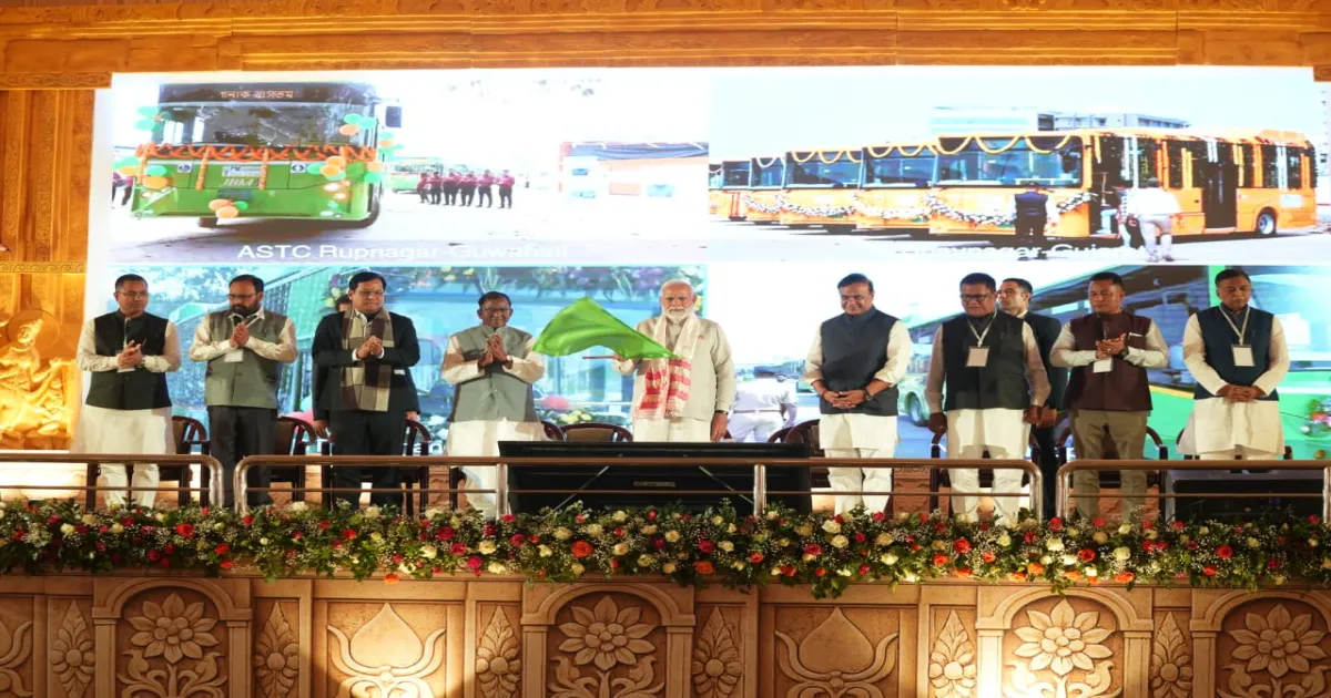 PM Modi Launches 50 Electric Buses for Bhavnagar Under PM e-Bus Sewa Scheme