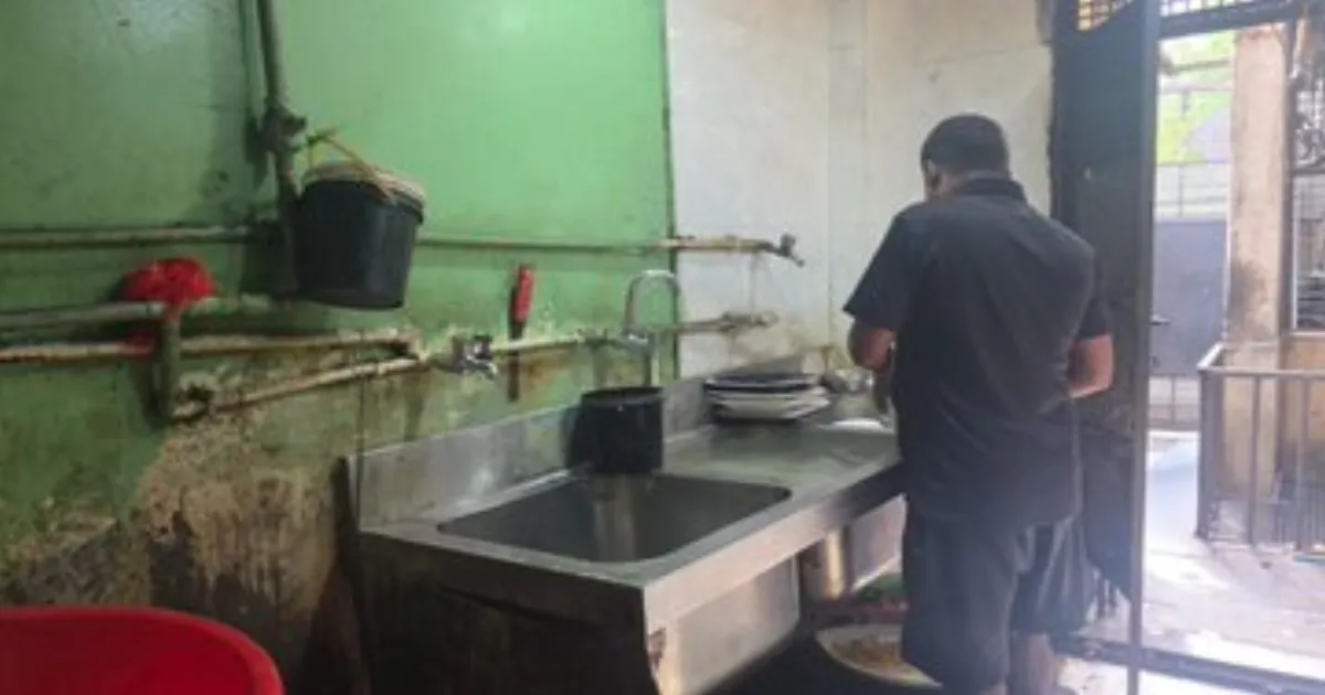 Public Health Concerns Rise After Hyderabad Restaurant Hygiene Violations Exposed