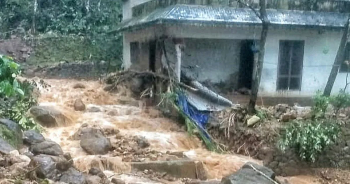 Landslide Wrecks Two Homes in J&K’s Poonch; Timely Evacuation Prevents Tragedy