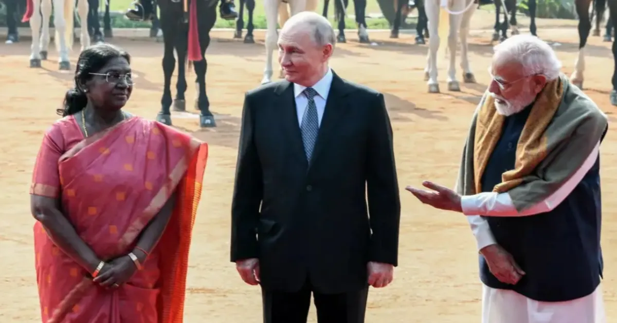 Putin Extends New Year Greetings to Indian President Murmu and PM Modi