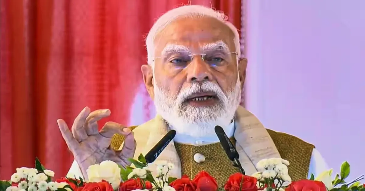 PM Modi Promises Viksit Keralam and Action on Bank Scam, Sabarimala Gold Theft