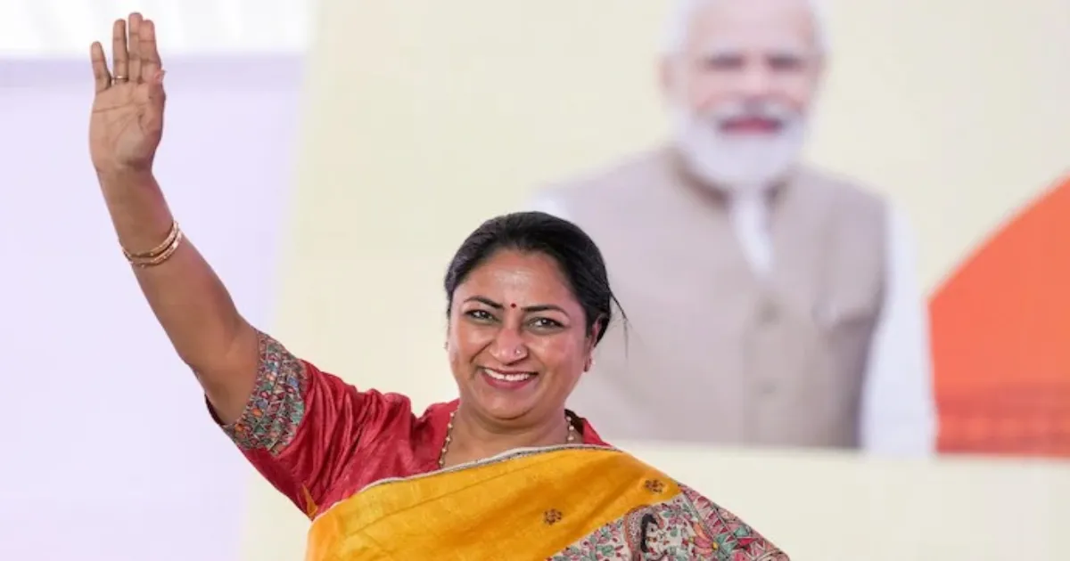 Delhi CM Rekha Gupta Accuses AAP of Fake Development in Ads Only