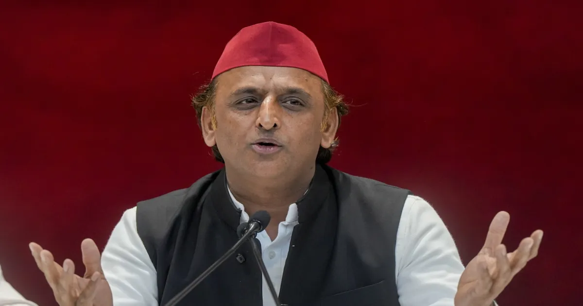 SP Chief Akhilesh Yadav Criticises Government Amid LPG Supply Crisis