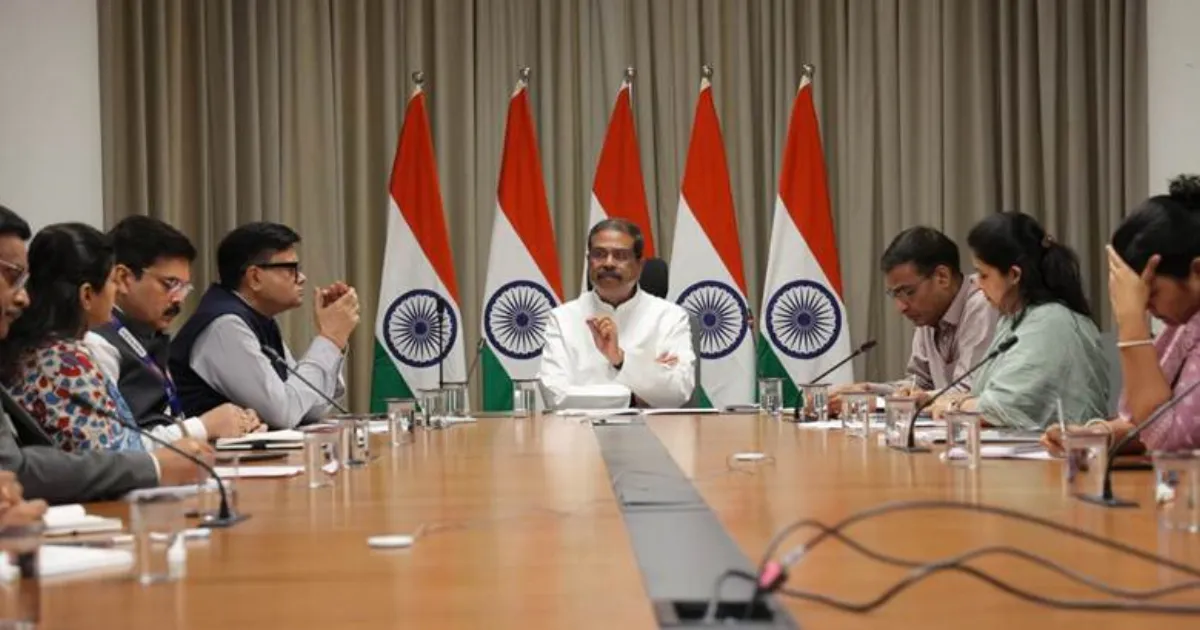 Dharmendra Pradhan Holds Meeting With Banks To Strengthen CBSE Payment System