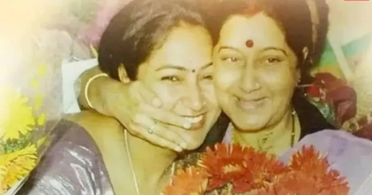 Delhi CM Rekha Gupta Honors Sushma Swaraj with Sapling Planting in Jangpura
