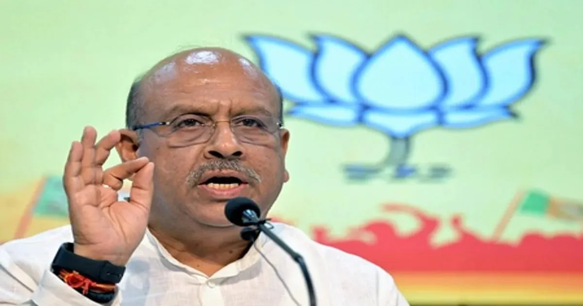 delhi-assembly-speaker-threatens-eviction-notices-over