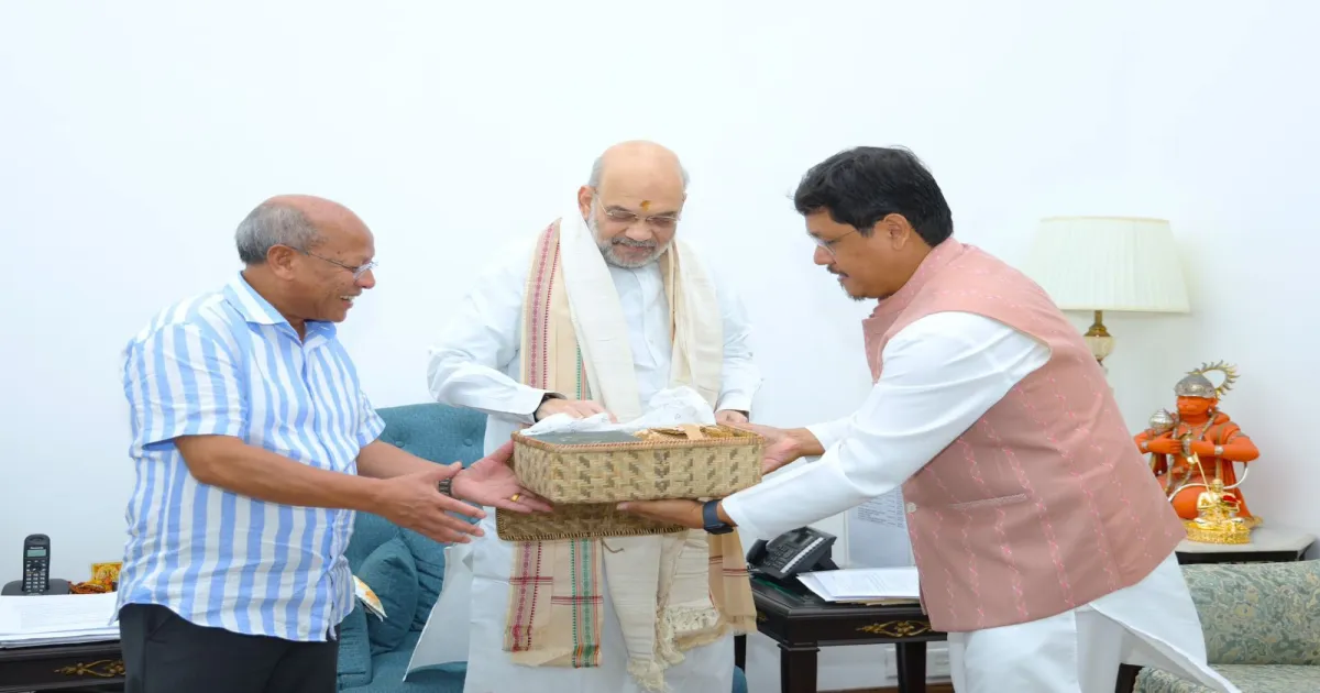 meghalaya-cm-pushes-for-10-year-visa-or-citizenship-for