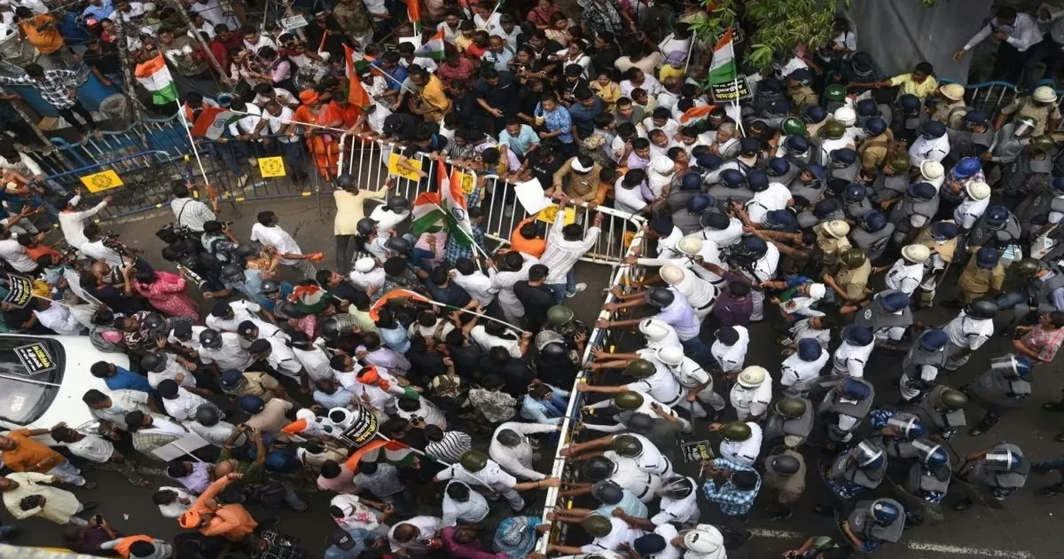 Kolkata Chaos: BJP Blocks Roads for RG Kar Justice