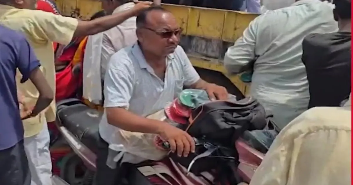 rajasthans-chappal-rally-targets-power-departments-fail