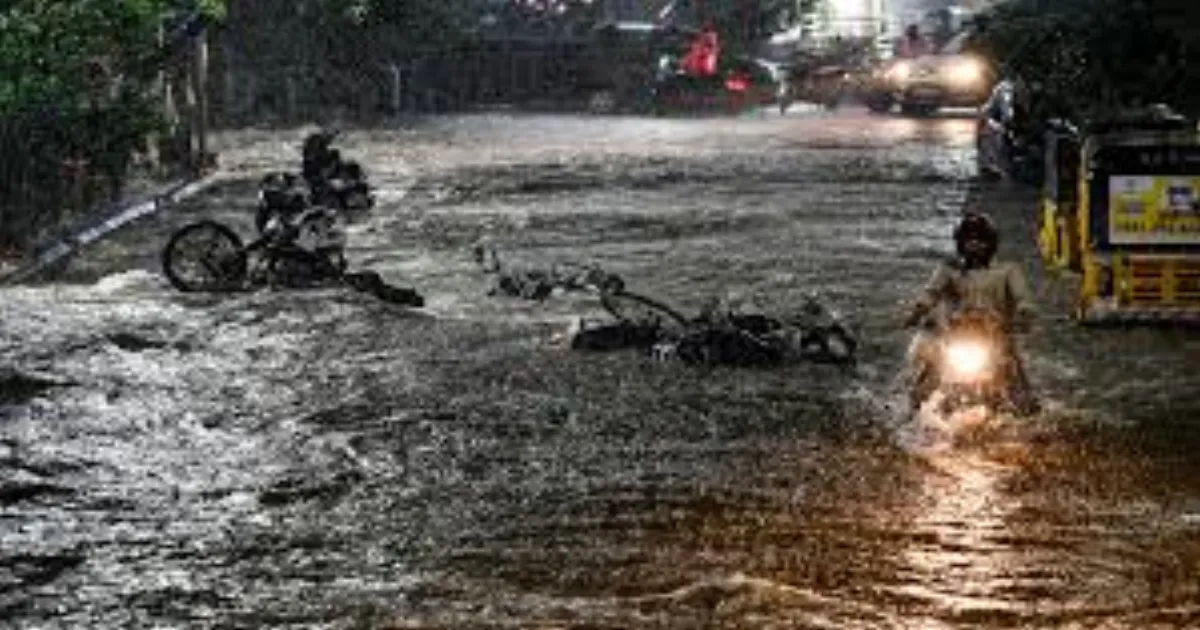 Telangana Faces Heavy Rains and Storms Until August 14!