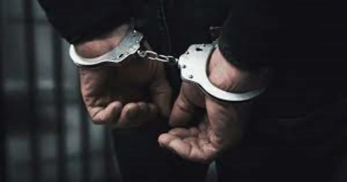 Train Phone Theft Ring Busted in Thane!