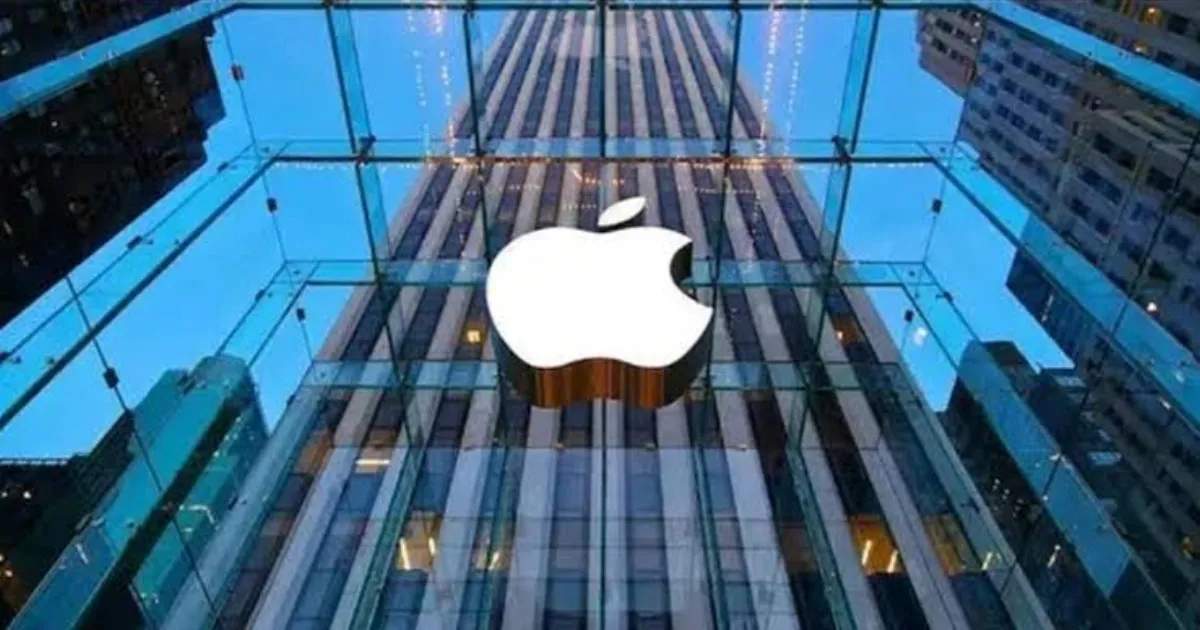 Apple Sued Over Fake Bitcoin Wallet App Linked To $1.8 Million Losses